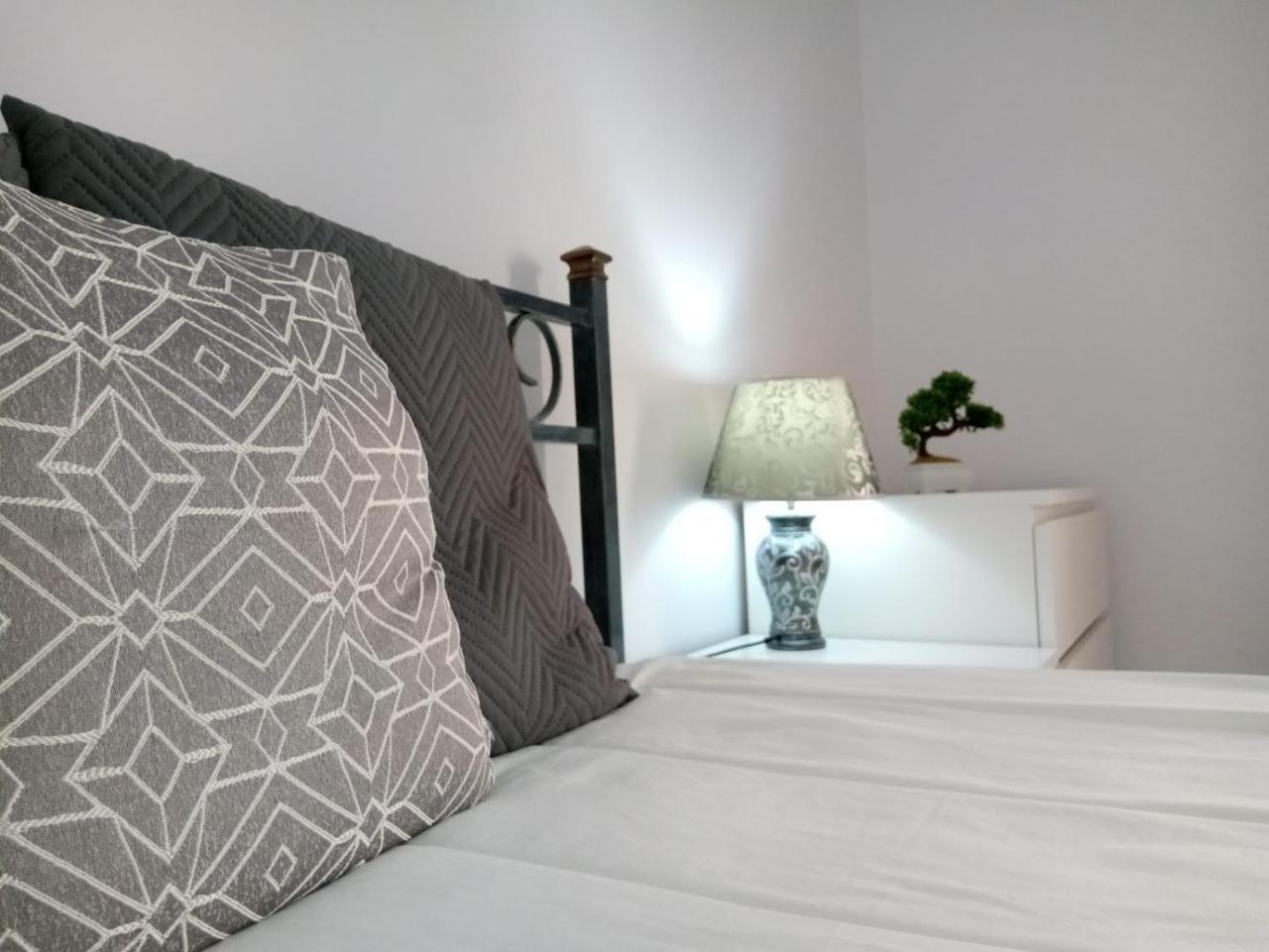 Mamamia Ac&Vista Magnifica Apartment กัวเตย์รา ภายนอก รูปภาพ